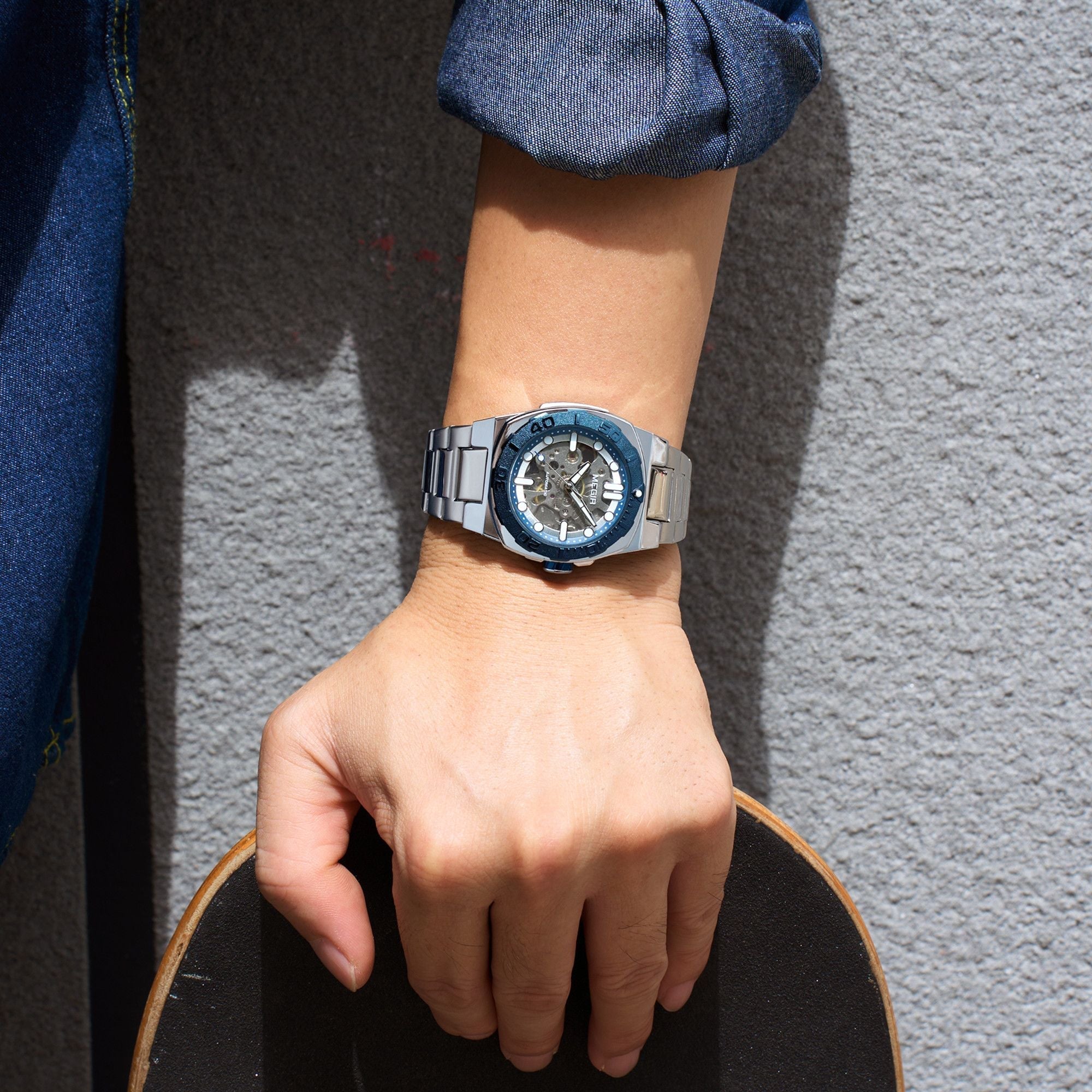 MEGIR Executive Skeleton 8606
